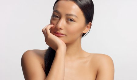 หน้าสด ไม่แต่งหน้า จำเป็นต้องใช้คลีนซิ่งไหม_Bioderma