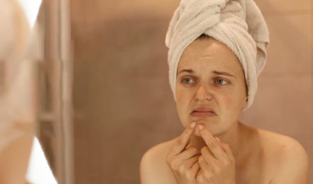 สิวแพ้น้ำ แพ้น้ำประปา แพ้คลอรีน มีวิธีดูแลรักษาอย่างไรบ้าง